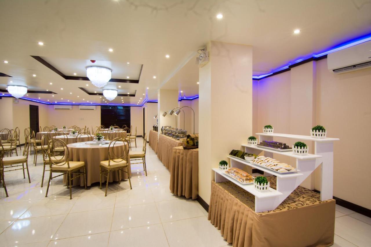 Diamond Hotel And Resto Catarman  Buitenkant foto