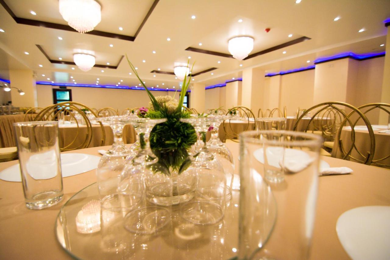 Diamond Hotel And Resto Catarman  Buitenkant foto