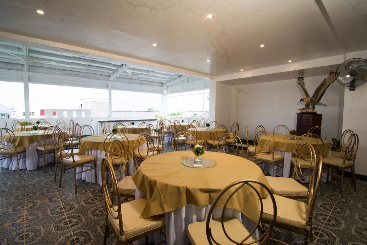 Diamond Hotel And Resto Catarman  Buitenkant foto