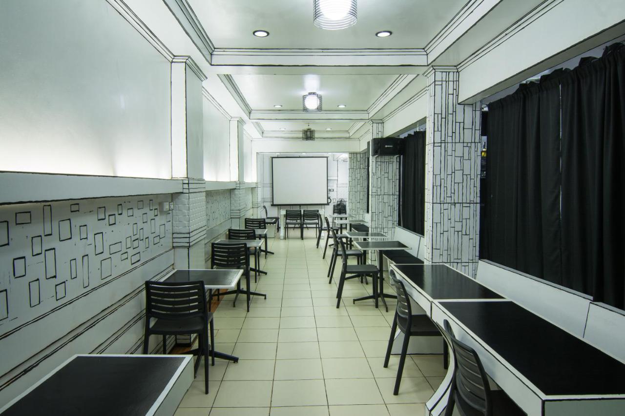Diamond Hotel And Resto Catarman  Buitenkant foto