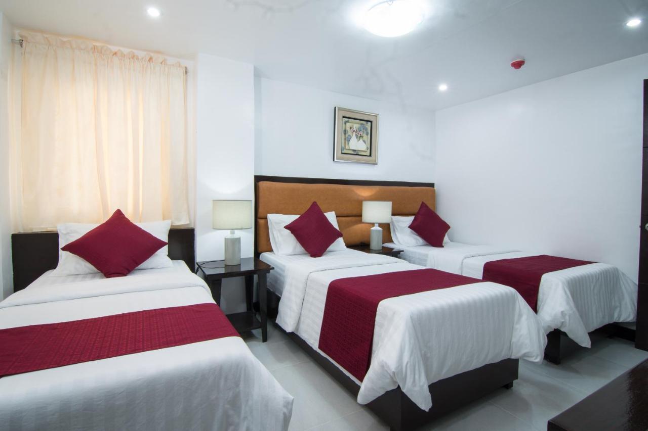 Diamond Hotel And Resto Catarman  Buitenkant foto